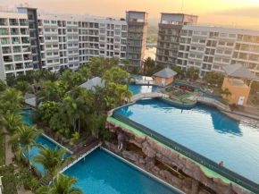Laguna Beach Resort3-only accept no shorter than one month